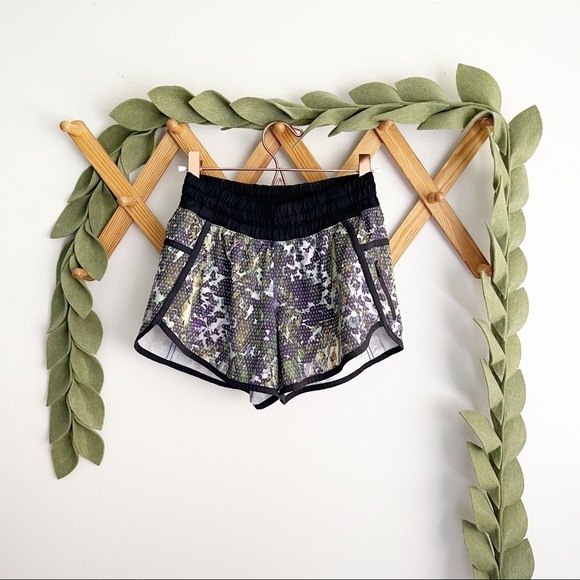 Lululemon Floral Sport Tracker Shorts